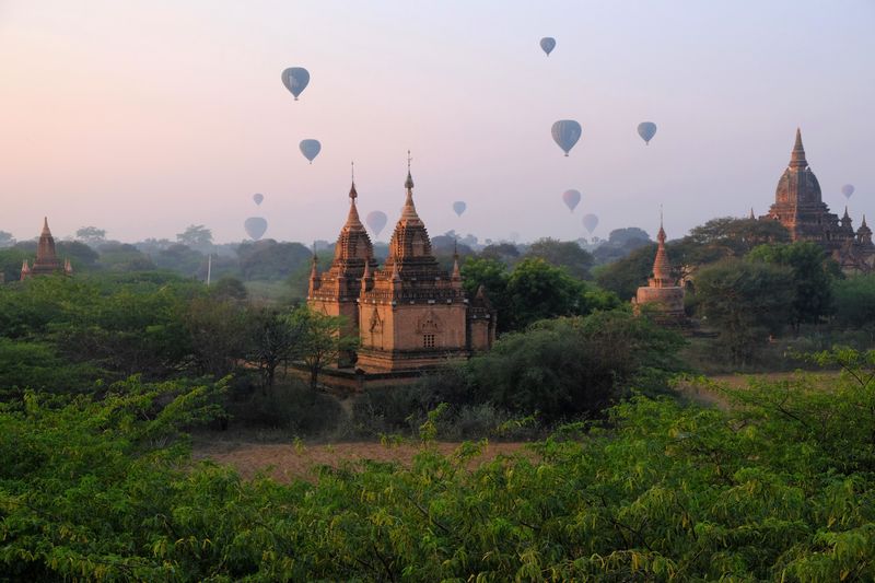 Au milieu des temples de Bagan
